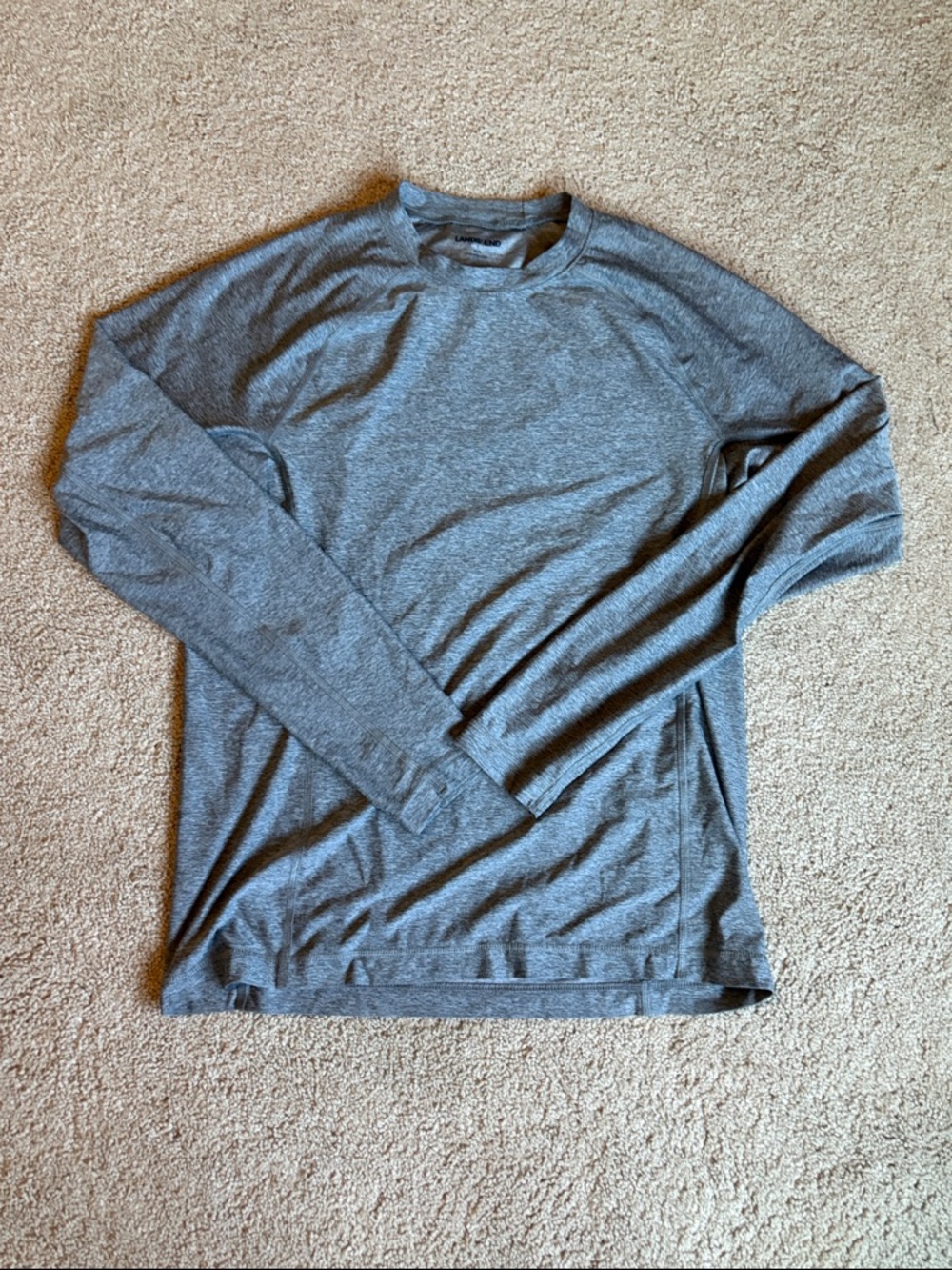 Lands' End Men's small Heather Gray Long-Sleeve rash guard